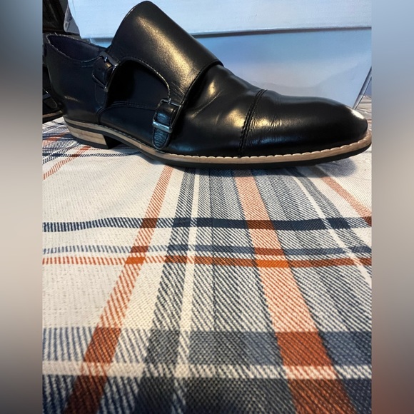 Steve Madden Black Leather 2 buckle dress shoes 10 1/2 - Picture 8 of 9